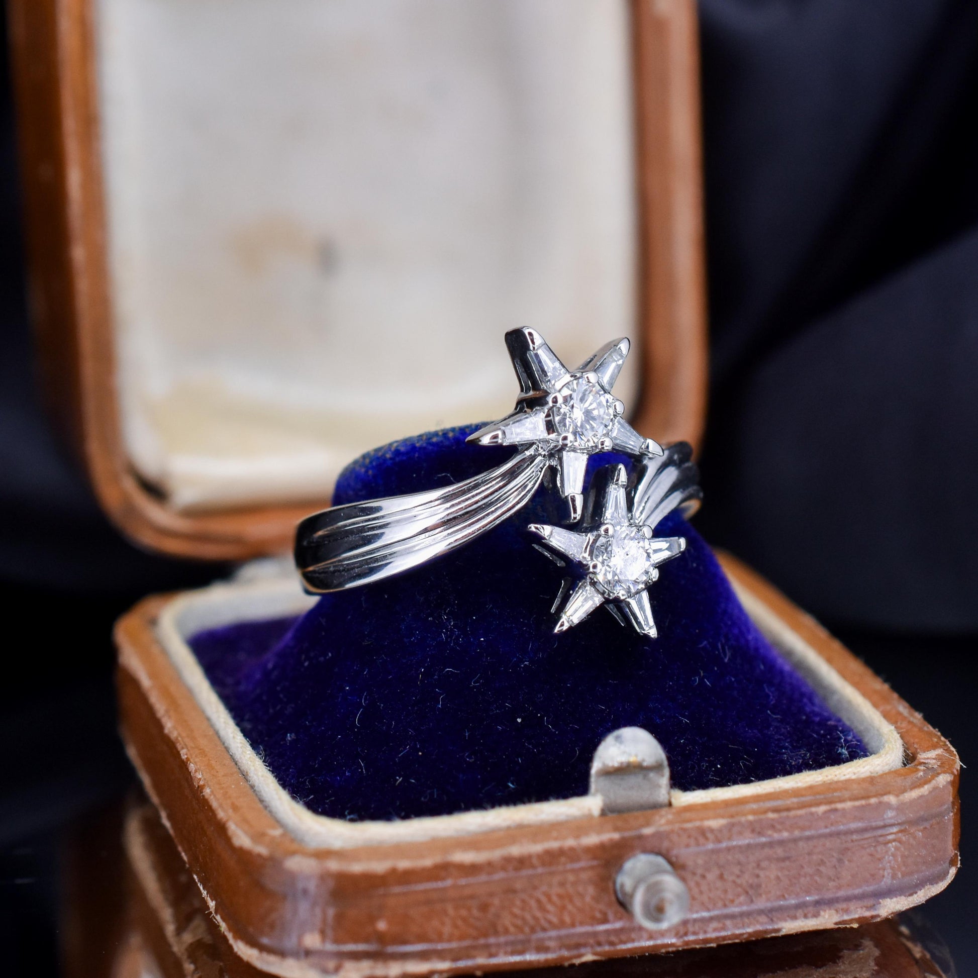 Pre-Loved Diamond Double Star 18ct White Gold Ring