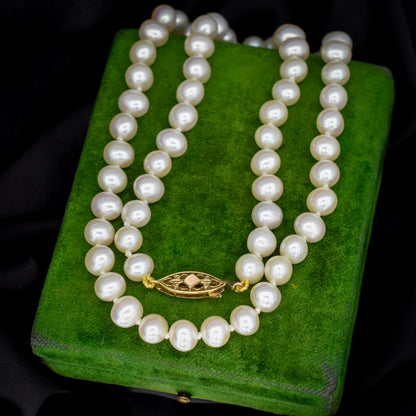 Vintage Graduated Pearl Gold Strand Beaded Necklace | 16.25"