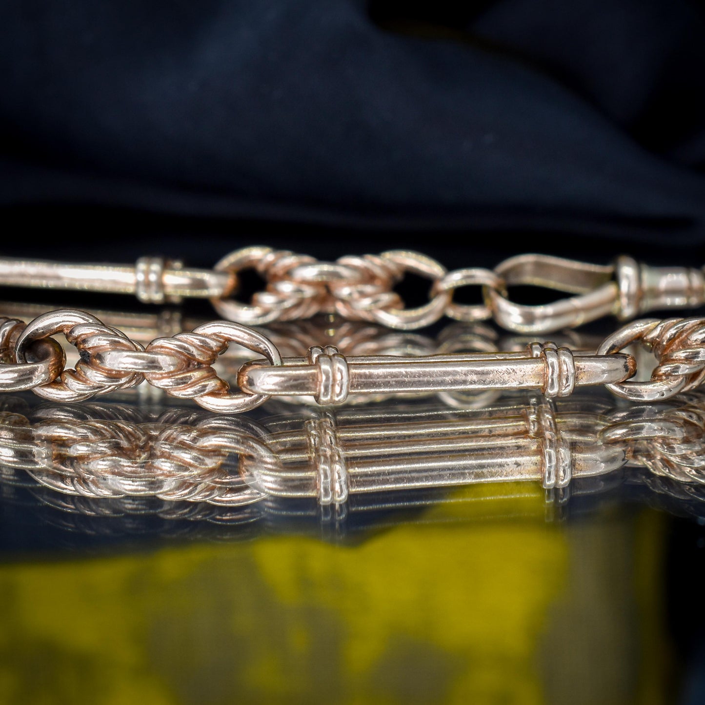 Antique 9ct Gold Heavy Trombone and Love Knot Link Bracelet with Dog Clip 8.25"