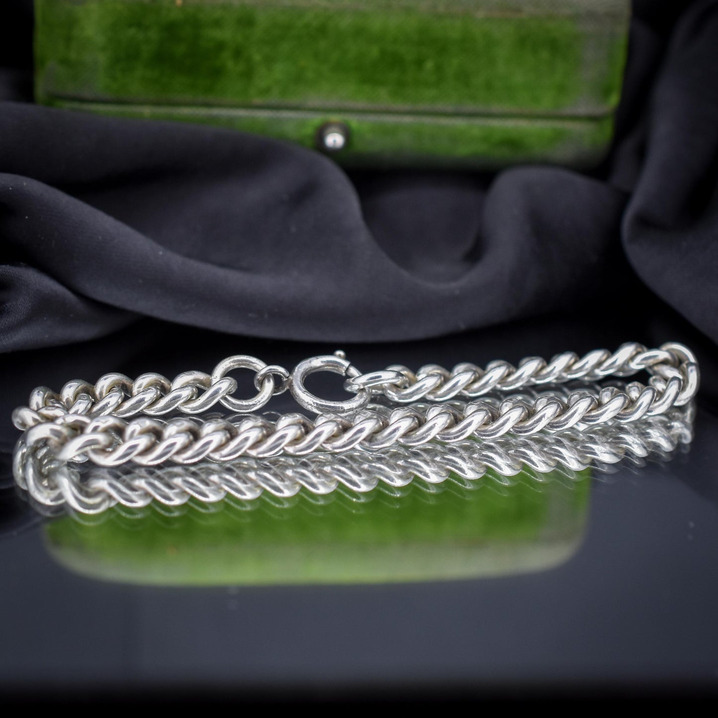 Antique Uniform Curb Sterling Silver Bracelet with Bolt ring | 8.25"