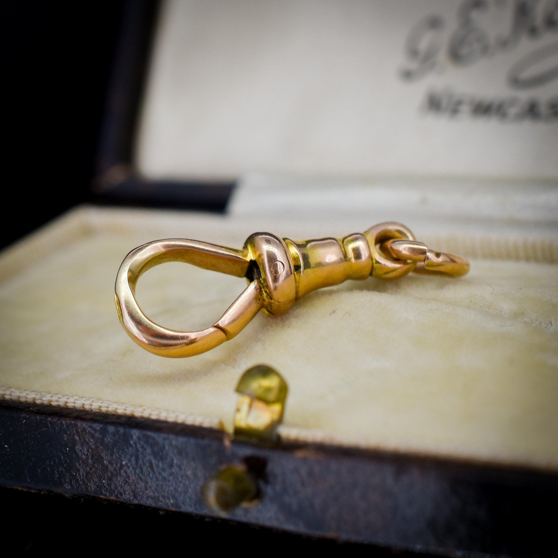 Antique 15ct Yellow Gold Large Dog Clip Charm Pendant