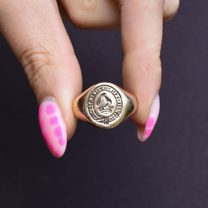 Vintage Intaglio Signet 9ct Yellow Gold Ring | Dated 1959