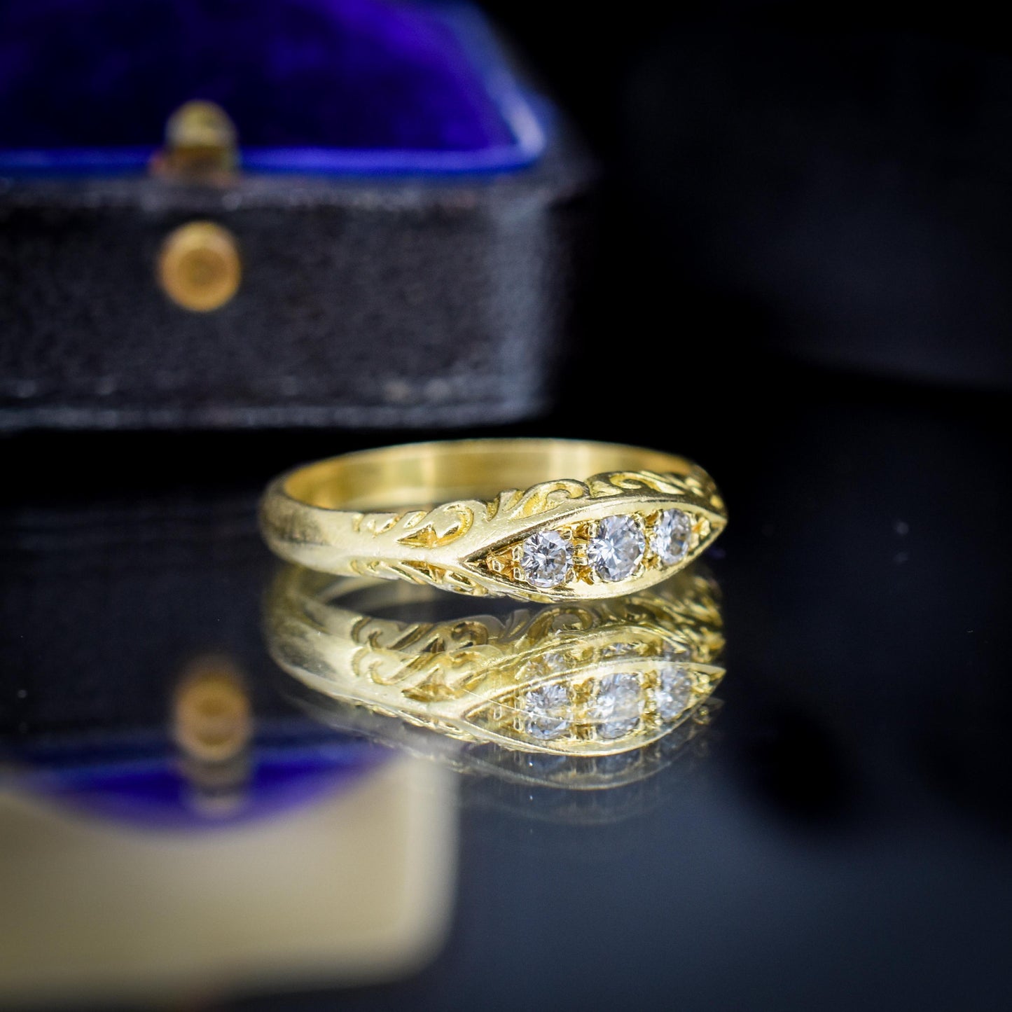 Vintage Diamond Three Stone 18ct Yellow Gold Boat Ring | Dated 1995