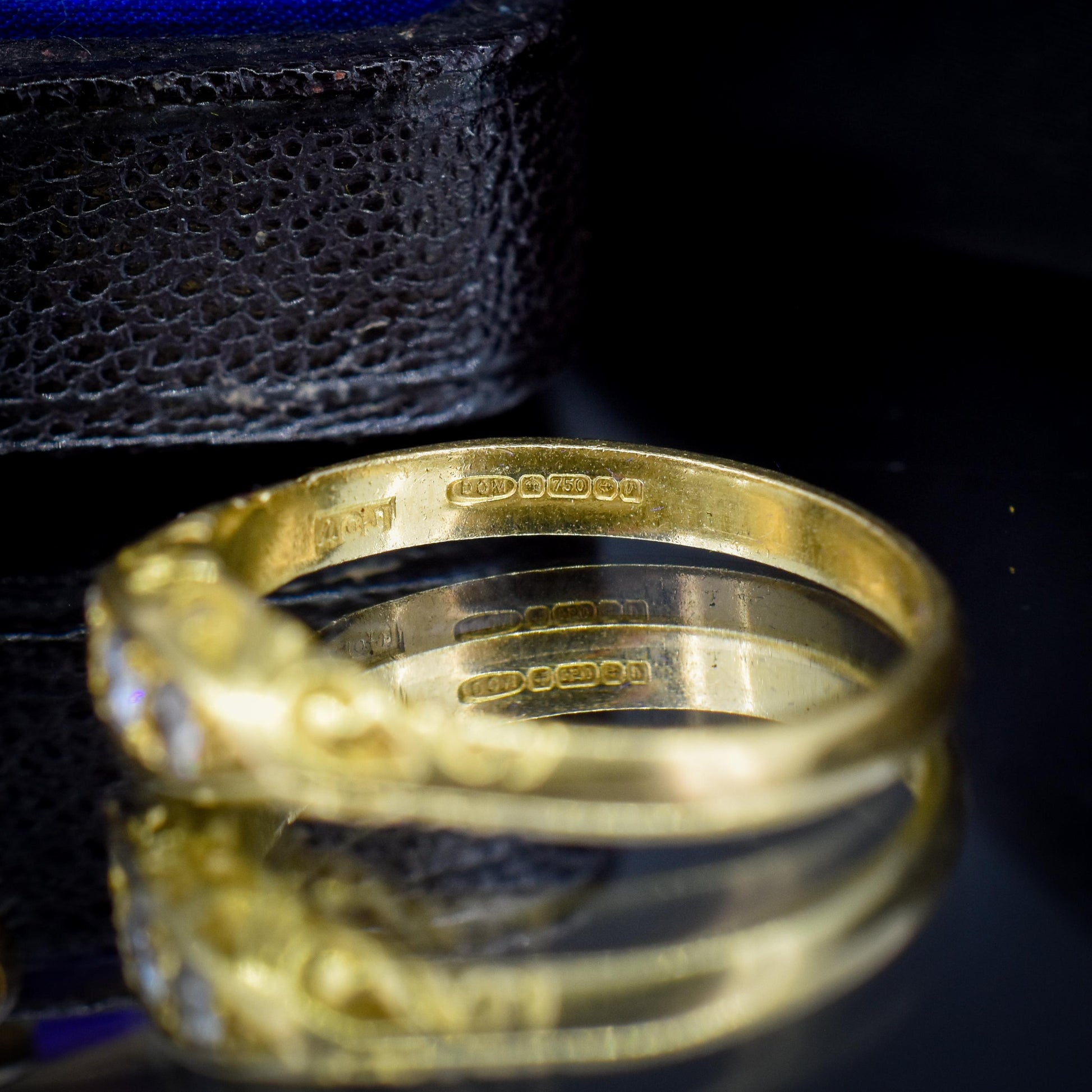 Vintage Diamond Three Stone 18ct Yellow Gold Boat Ring | Dated 1995