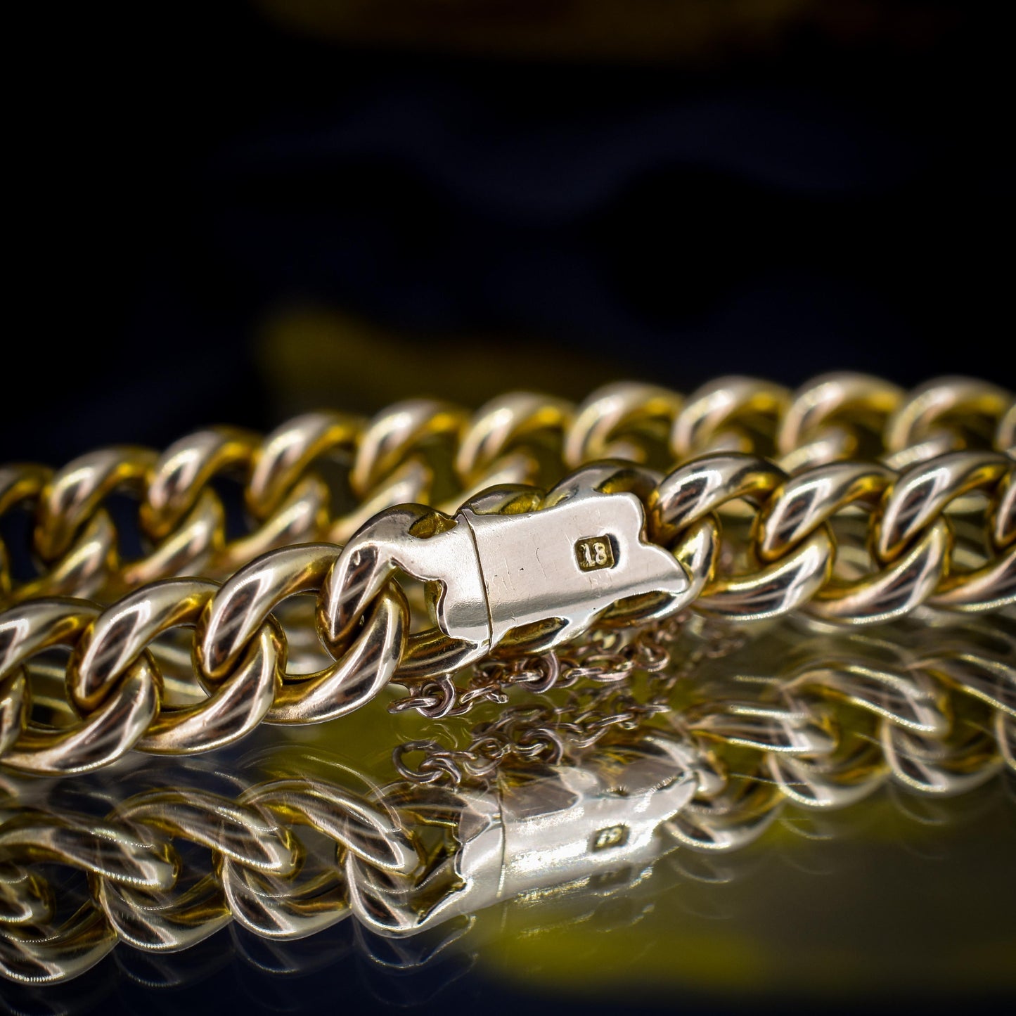 Antique 18ct Yellow Gold Concealed Clasp Curb Bracelet | 7"