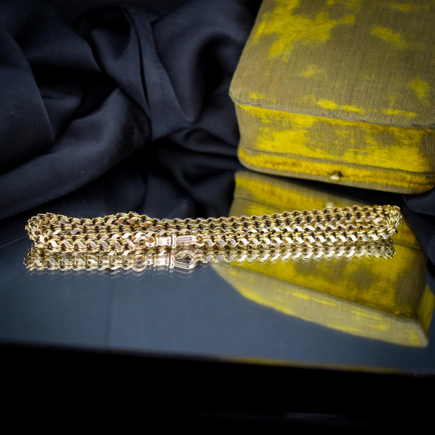 Antique Victorian 23.5" 15ct Gold Fancy Link Chain Necklace with Dog Clip - 30.1g