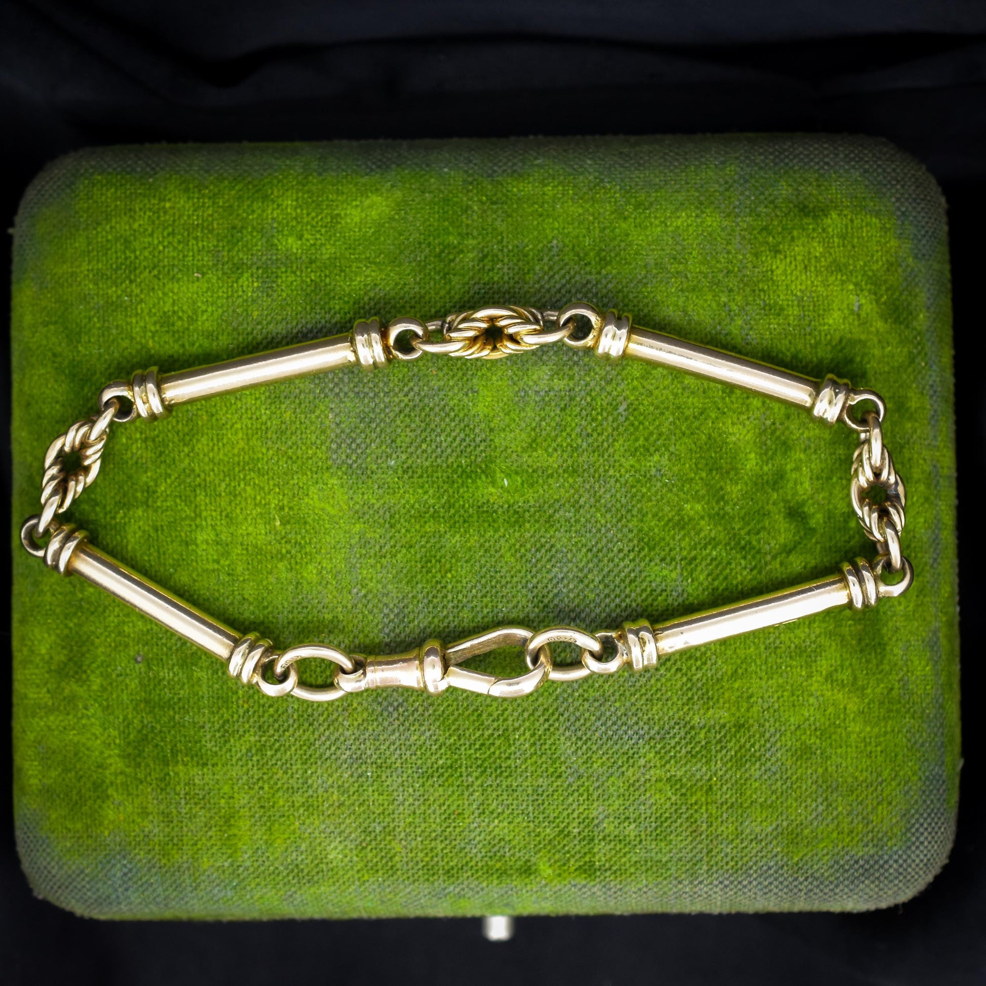 Antique 9ct Gold Tubular Bar and Love Knot Link Bracelet with Dog Clip 8"