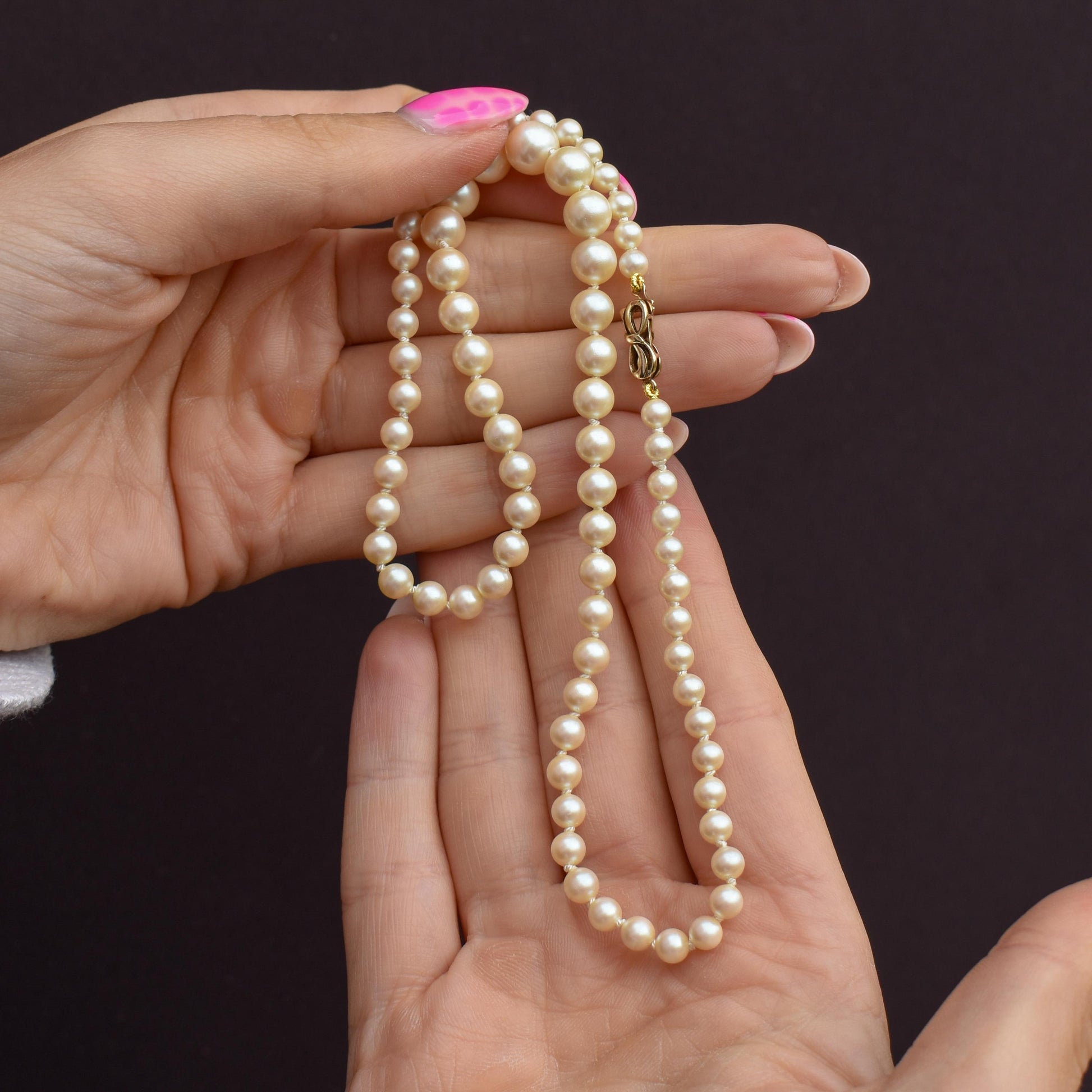 Vintage Graduated Pearl Gold Strand Beaded Necklace | 17"