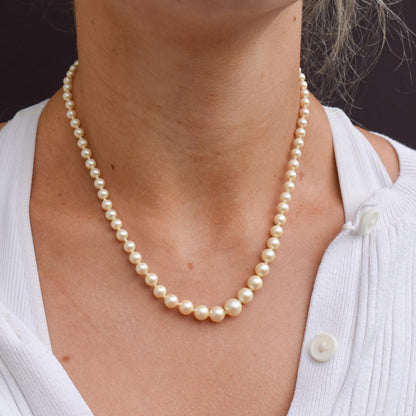 Vintage Graduated Pearl Gold Strand Beaded Necklace | 17"