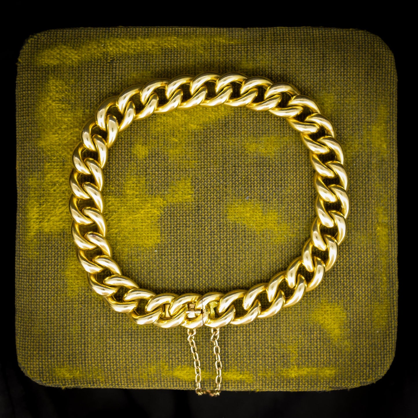 Antique 18ct Yellow Gold Concealed Clasp Curb Bracelet | 7"