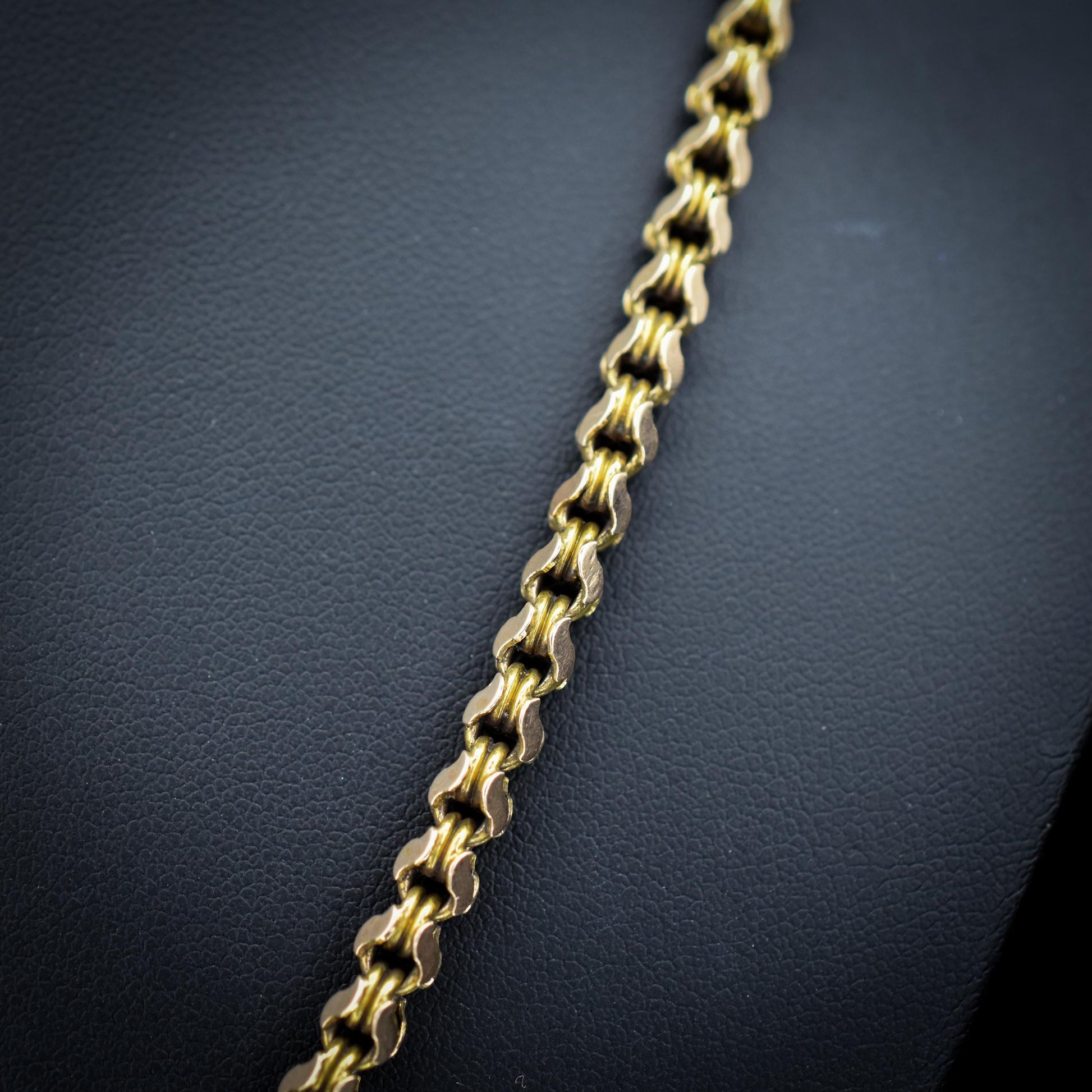 Antique Victorian 23.5" 15ct Gold Fancy Link Chain Necklace with Dog Clip - 30.1g