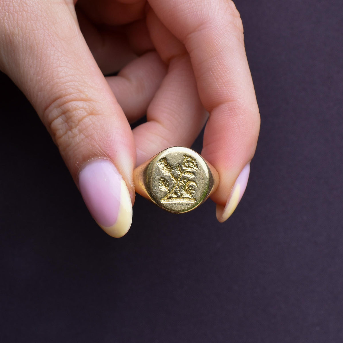 Vintage Heavy Scottish Thistle 18ct Yellow Gold Seal Signet Ring | 13.5g