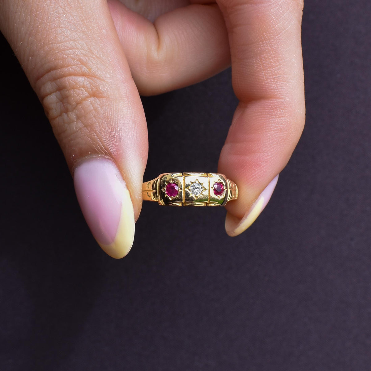 Antique Ruby and Diamond 18ct Yellow Gold Three Stone Starburst Gypsy Ring