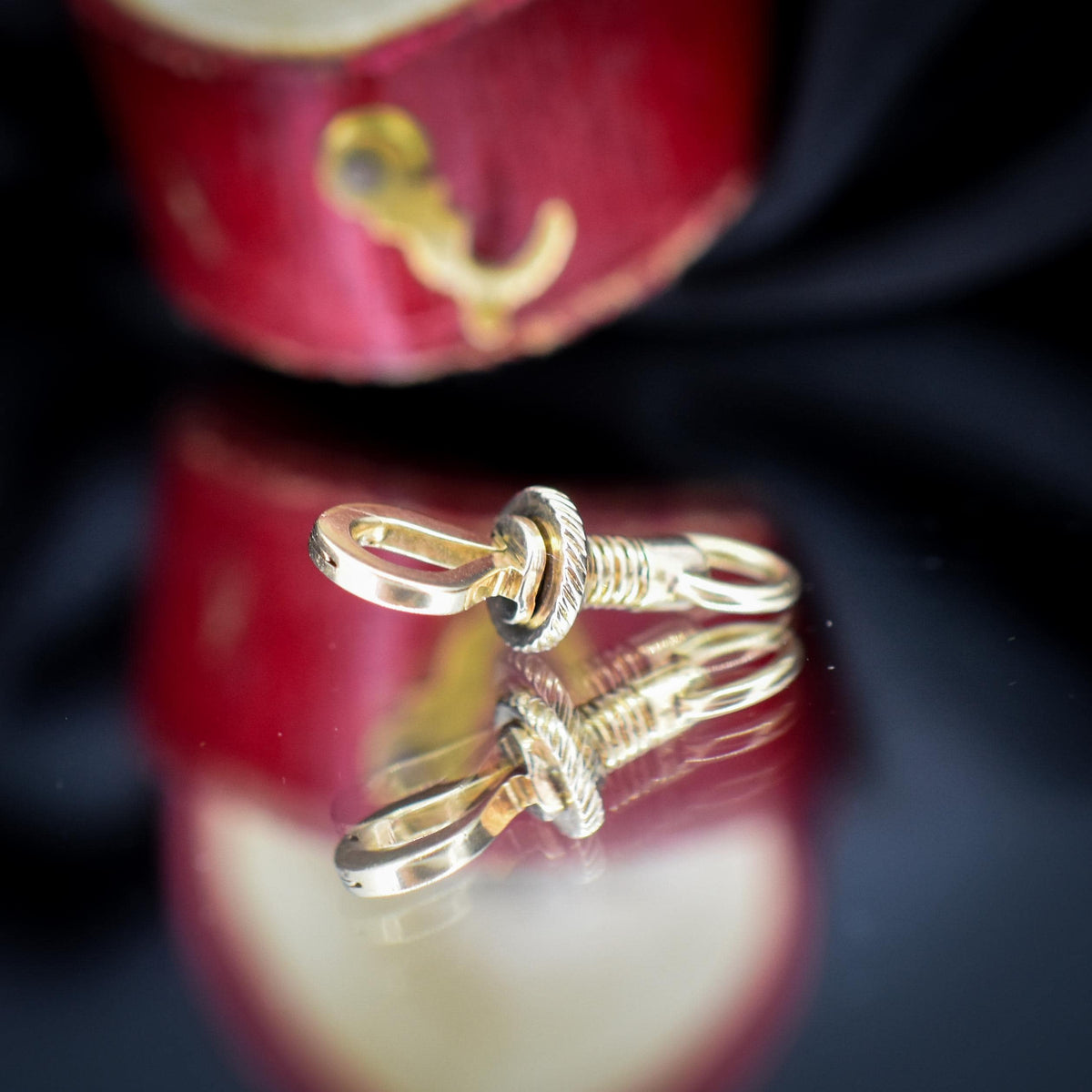 Antique 12ct Gold Screw Dog Clip Charm Pendant