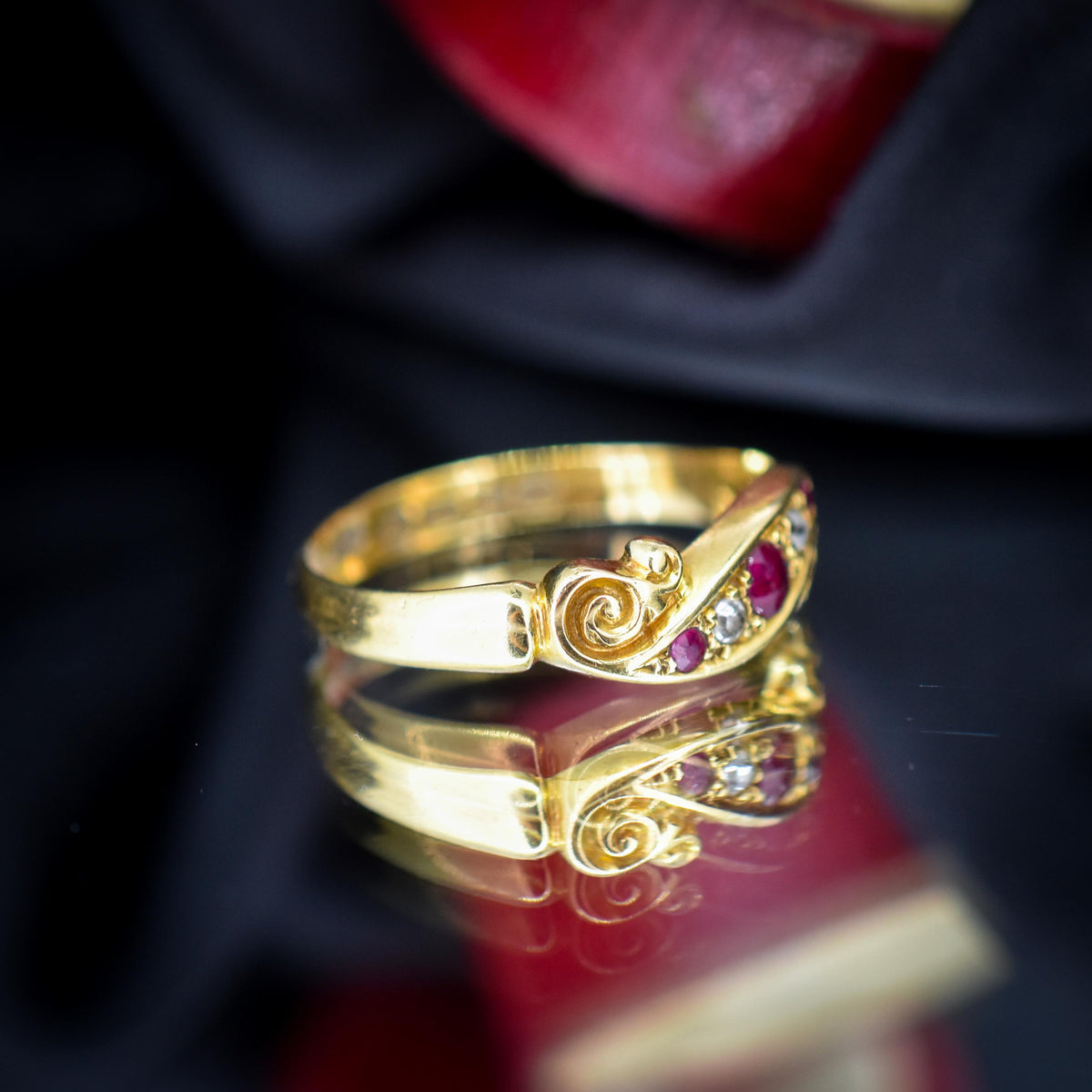 Antique Victorian Ruby Diamond Starburst 18ct Gold Band Ring | Dated 1913