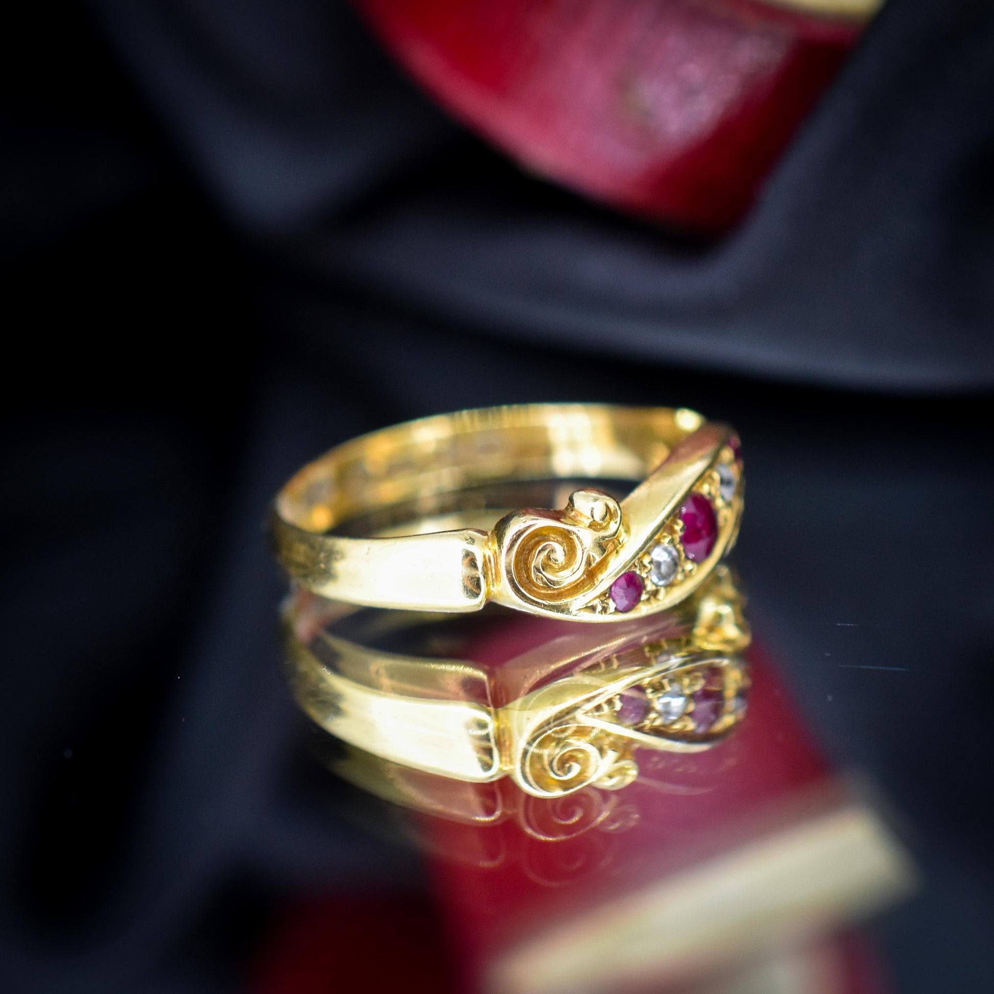 Antique Victorian Ruby Diamond Starburst 18ct Gold Band Ring | Dated 1913