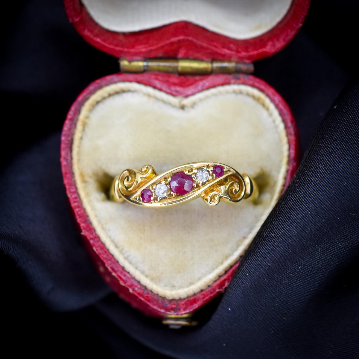 Antique Victorian Ruby Diamond Starburst 18ct Gold Band Ring | Dated 1913