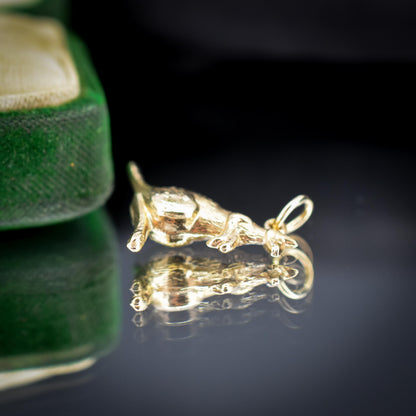 Vintage 9ct Yellow Gold Solid Kangaroo Animal Charm Pendant