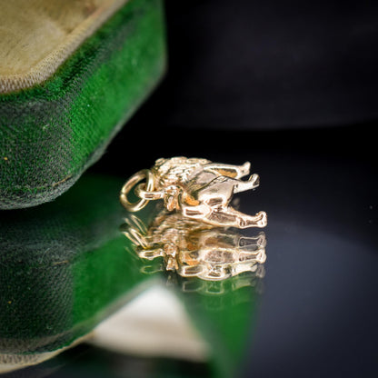 Vintage 9ct Yellow Gold Lion Animal Charm Pendant | Dated 1969