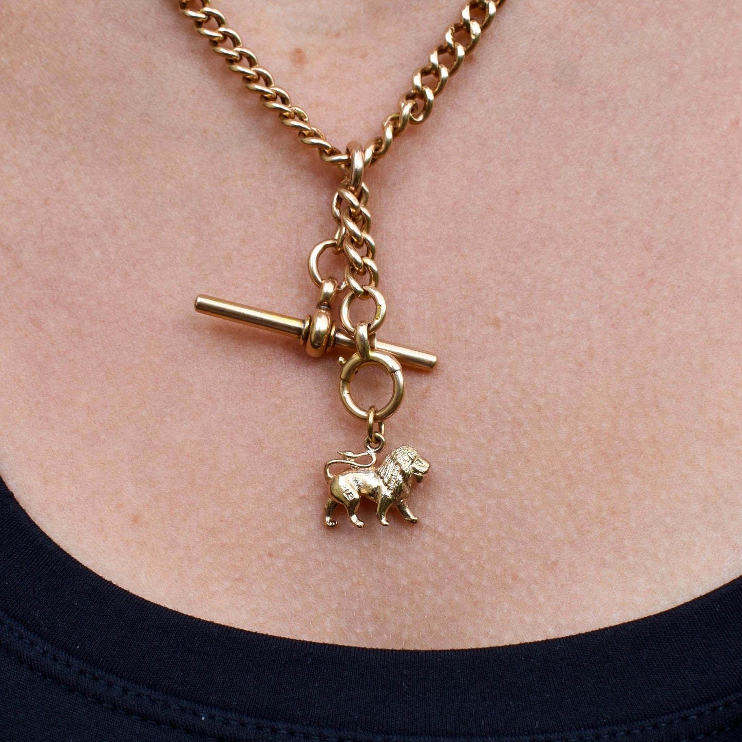 Vintage 9ct Yellow Gold Lion Animal Charm Pendant | Dated 1969