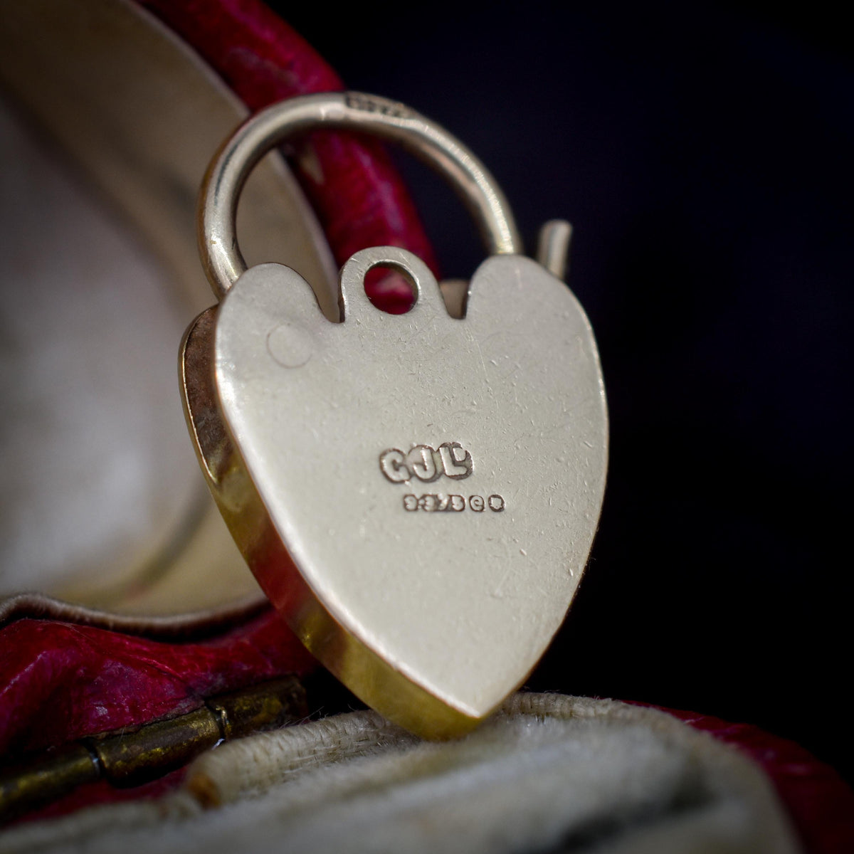 Vintage 9ct Yellow Gold Engraved Heart Padlock Charm Pendant
