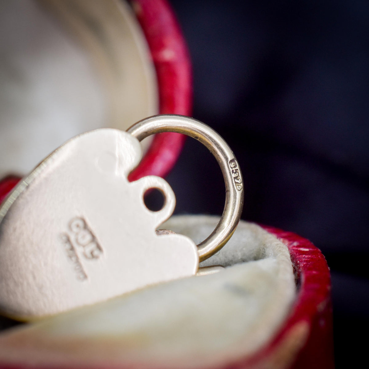Vintage 9ct Yellow Gold Engraved Heart Padlock Charm Pendant