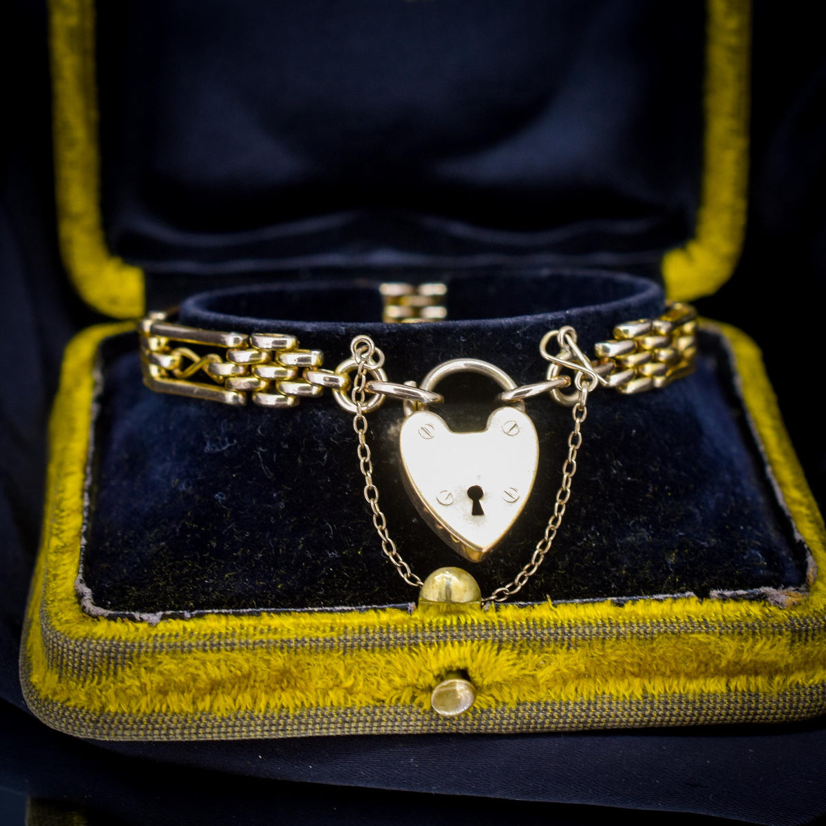 Antique Heart Padlock Fancy Gate Rolled Gold Bracelet