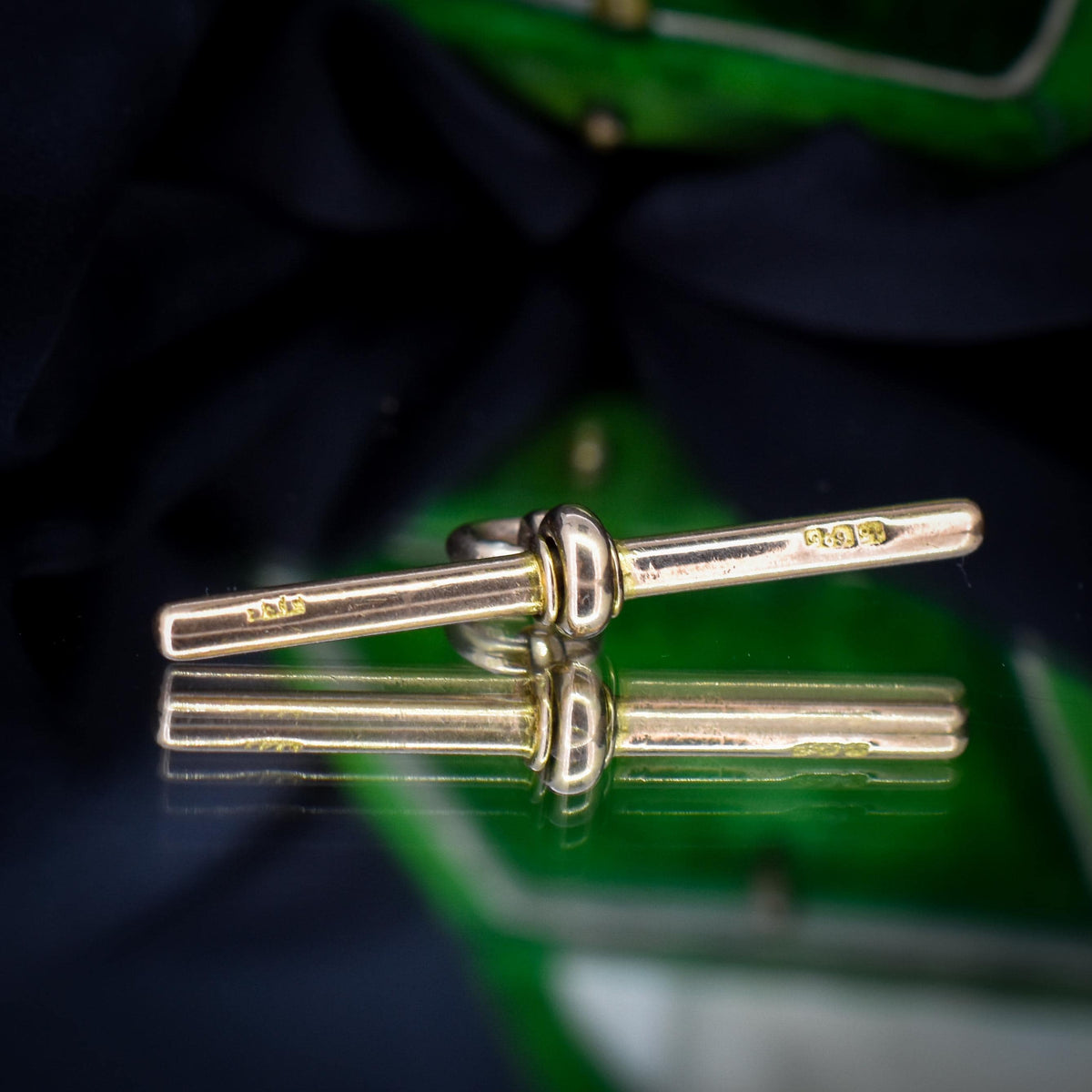 Antique 15ct Gold T-Bar Pendant Charm