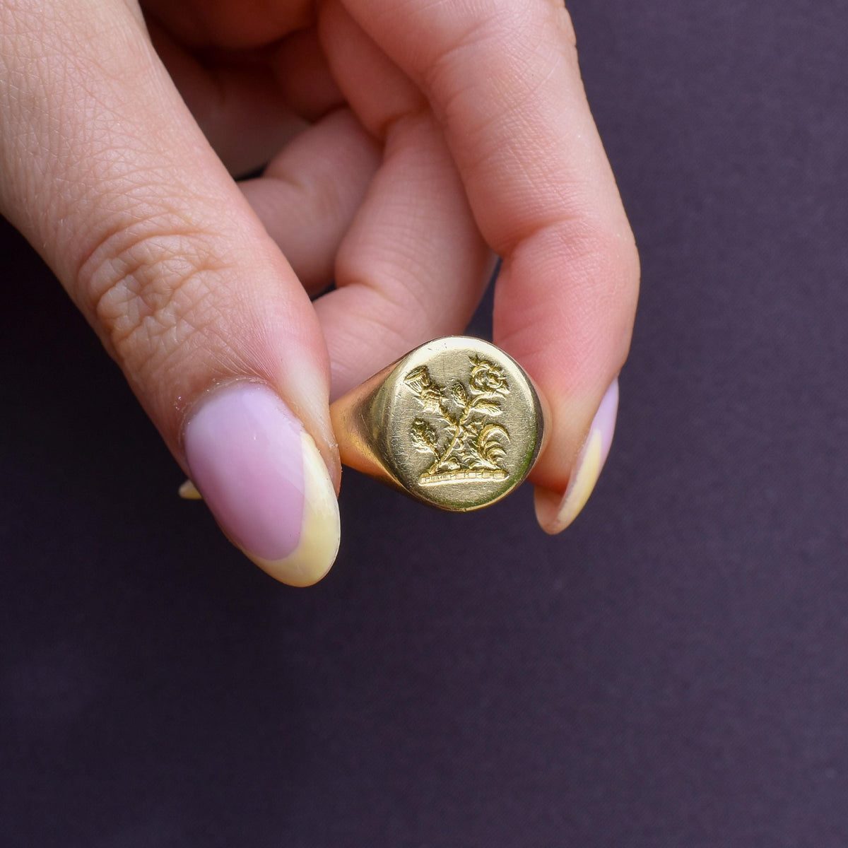 Vintage Heavy Scottish Thistle 18ct Yellow Gold Seal Signet Ring | 13.5g