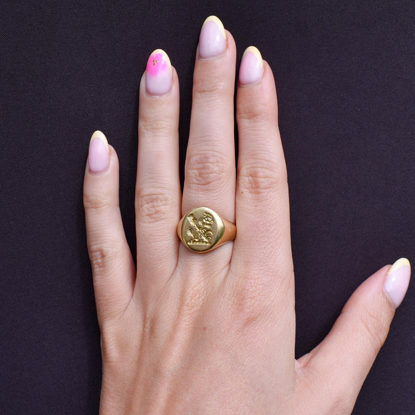 Vintage Heavy Scottish Thistle 18ct Yellow Gold Seal Signet Ring | 13.5g