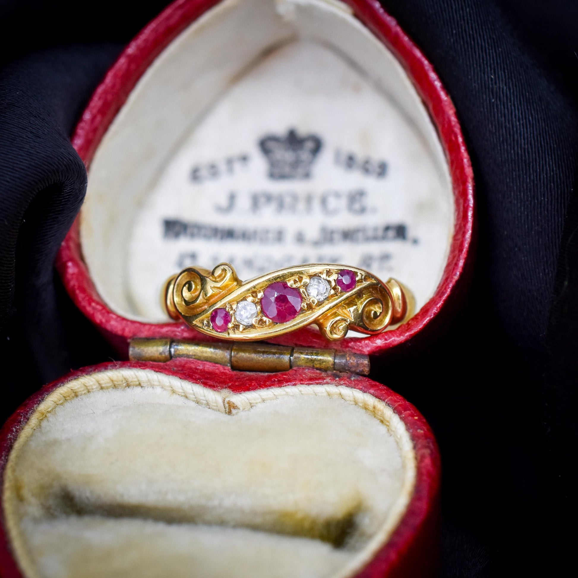 Antique Victorian Ruby Diamond Starburst 18ct Gold Band Ring | Dated 1913