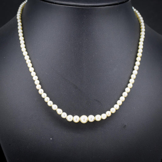 Vintage Graduated Pearl 9ct Gold Strand Beaded Necklace | 16"