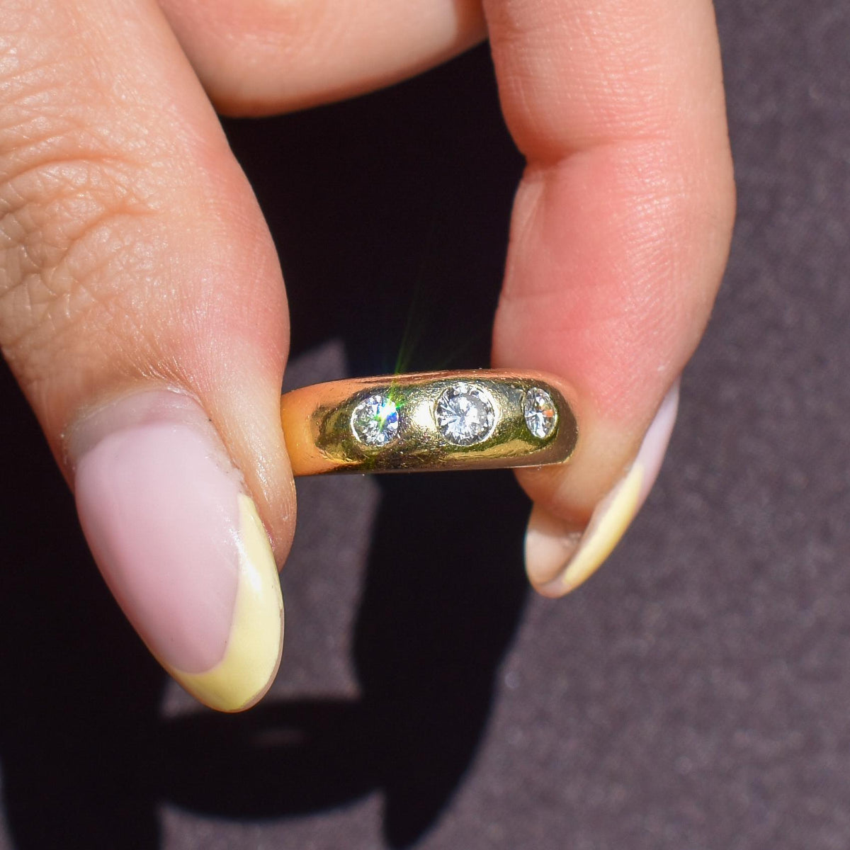 Vintage 0.40ct Diamond Three Stone Gypsy 18ct Yellow Gold Ring Band | Dated 1997