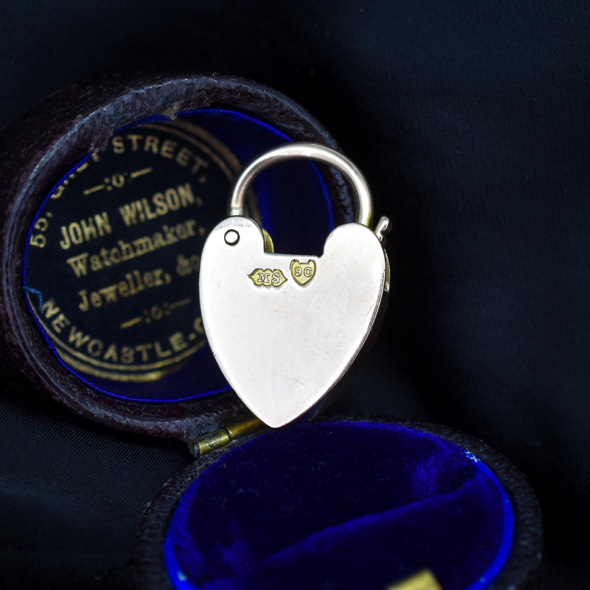 Antique Edwardian 9ct Gold Plain Heart Padlock Pendant