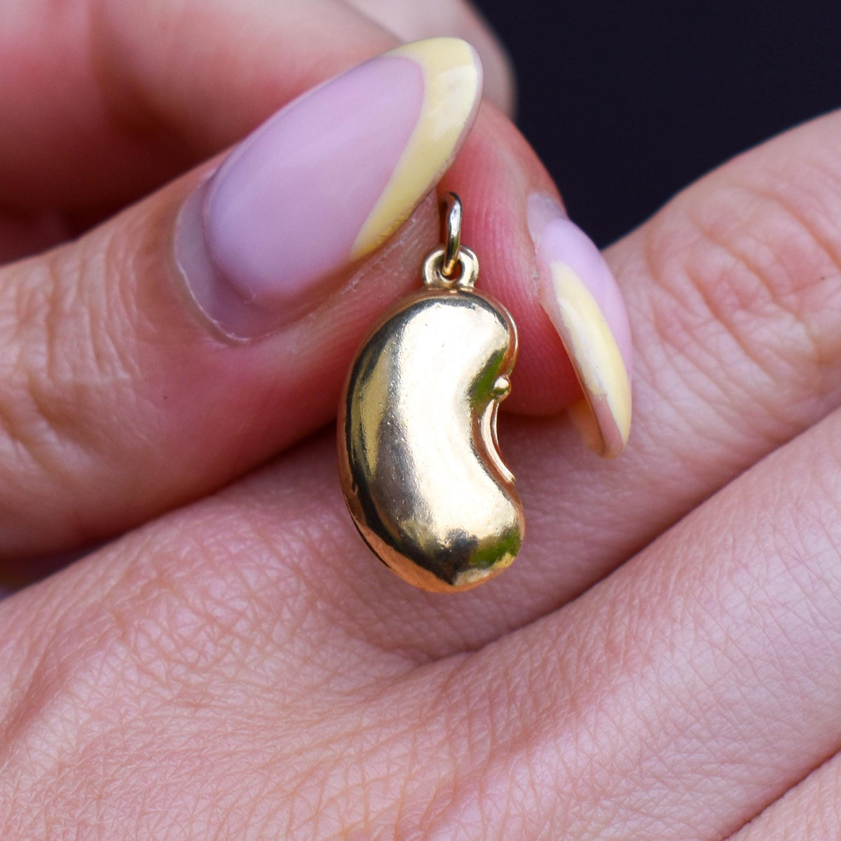 Vintage 9ct Yellow Gold Lucky Bean Charm Pendant | London 1965
