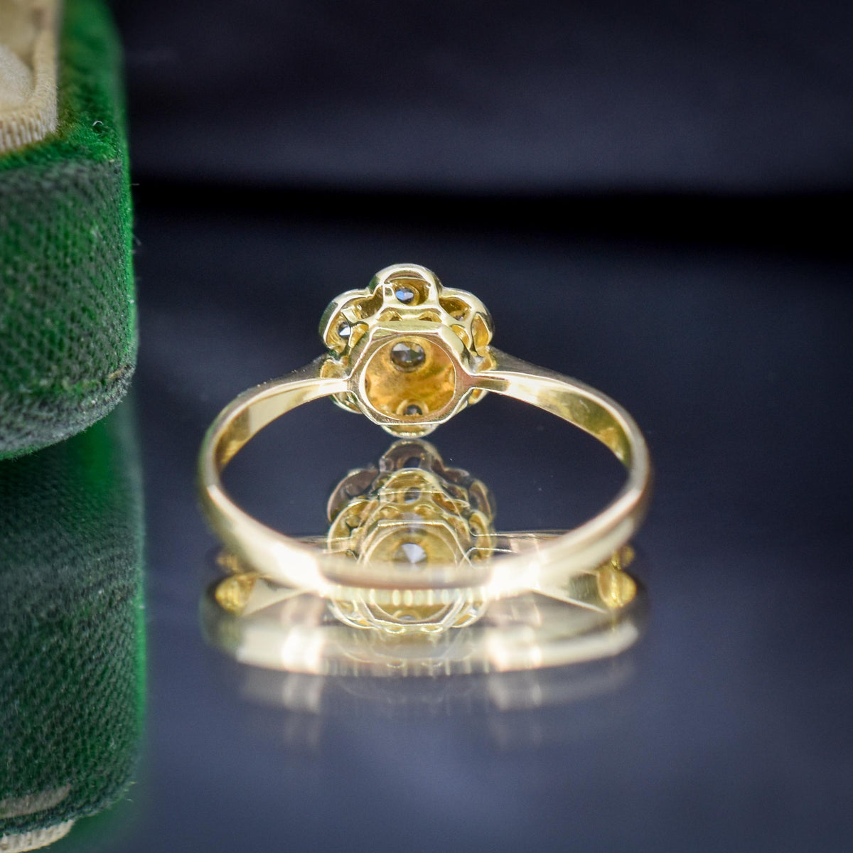 Antique Diamond Cluster Daisy 18ct Yellow Gold Ring