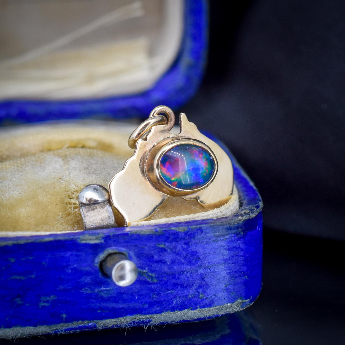 Antique Black Opal Triplet 9ct Gold Australia Travel Charm Pendant