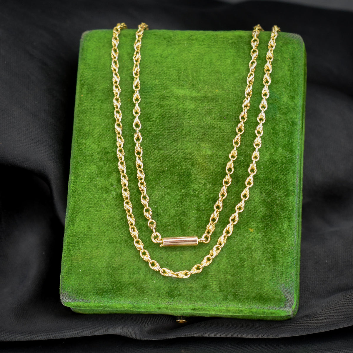 Antique 9ct Gold Love Knot Link Chain Necklace with Barrel Clasp | 16.5"