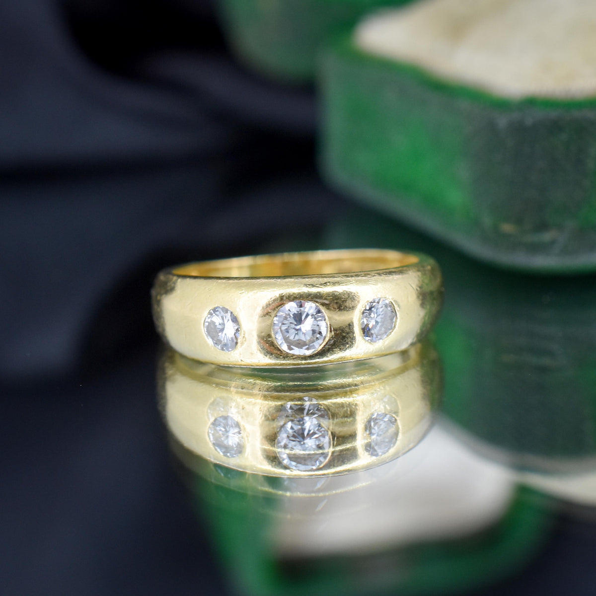 Vintage 0.40ct Diamond Three Stone Gypsy 18ct Yellow Gold Ring Band | Dated 1997