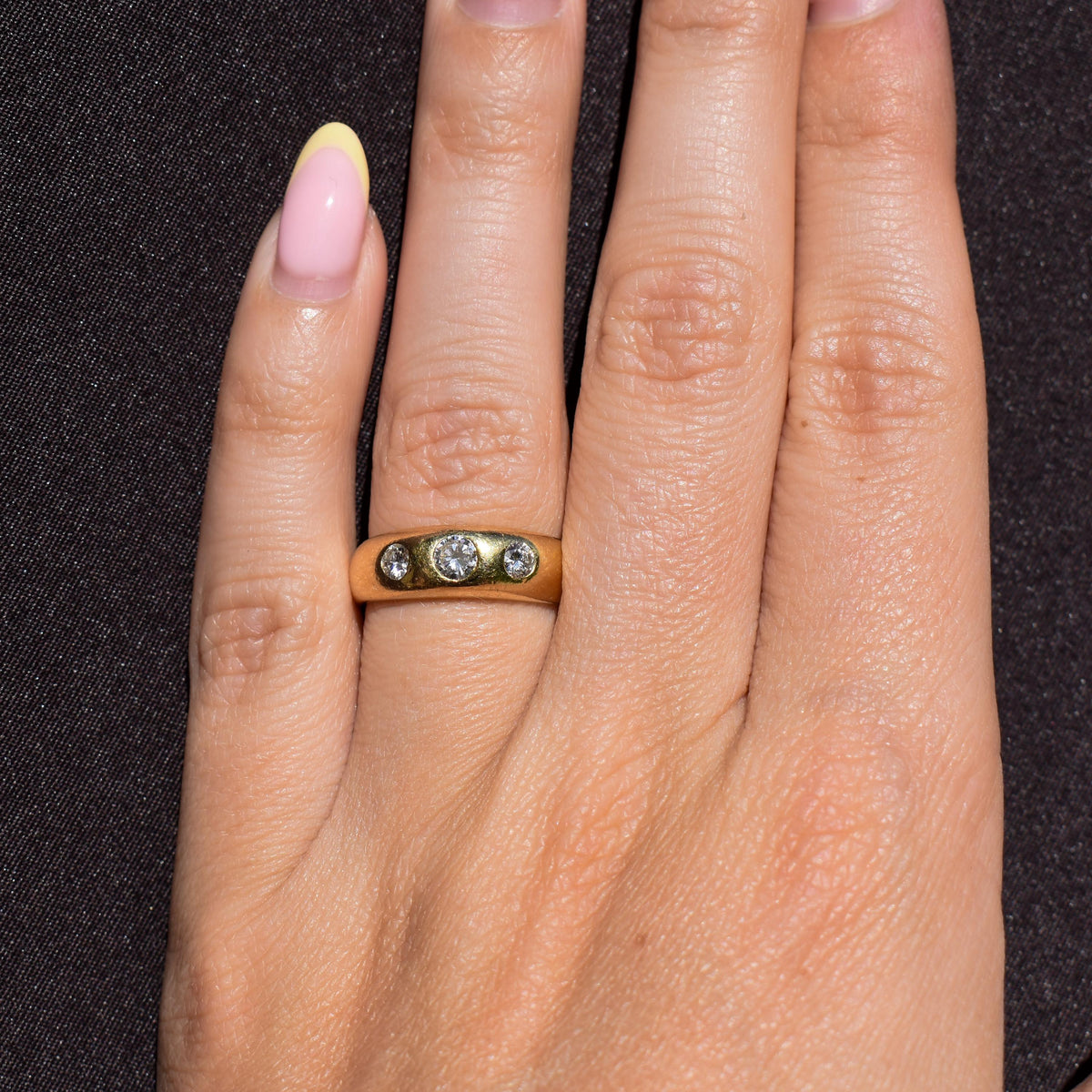 Vintage 0.40ct Diamond Three Stone Gypsy 18ct Yellow Gold Ring Band | Dated 1997