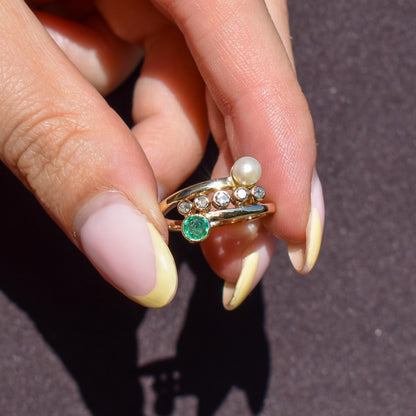 Vintage Emerald Pearl and Diamond 14ct 14k Yellow Gold Bypass Twist Ring