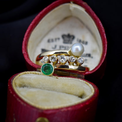 Vintage Emerald Pearl and Diamond 14ct 14k Yellow Gold Bypass Twist Ring