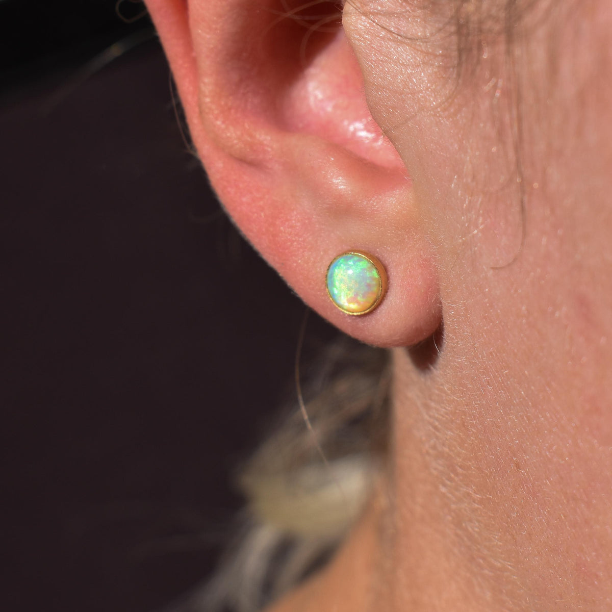 Vintage Natural Opal Round 9ct Gold Stud Earrings