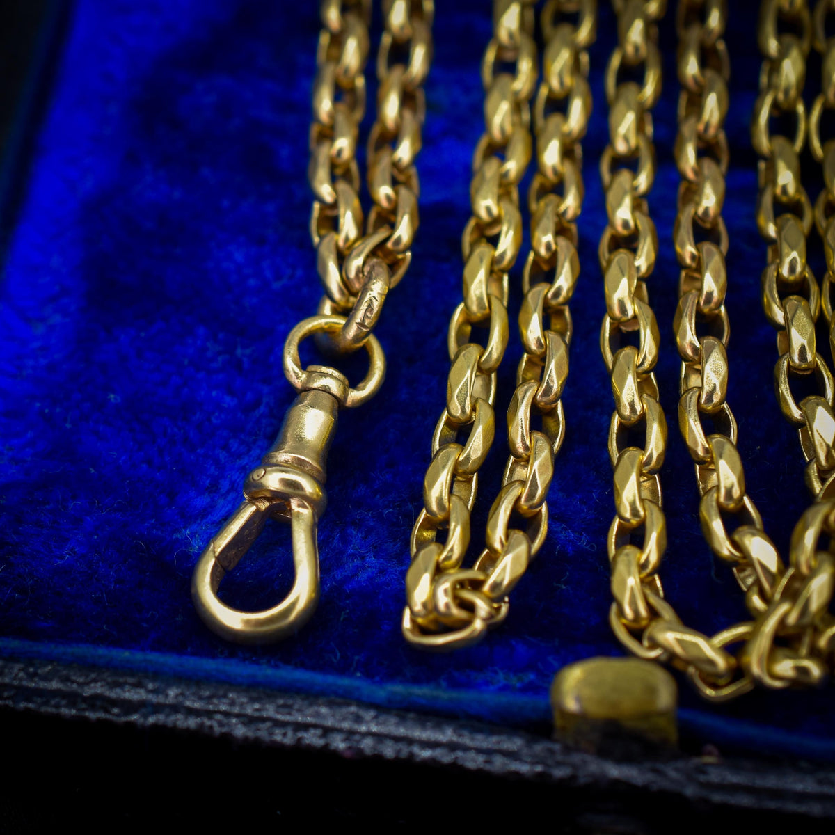 Antique 18ct Rolled Gold Faceted Belcher Link Guard Chain Necklace with Dog Clip | 56"