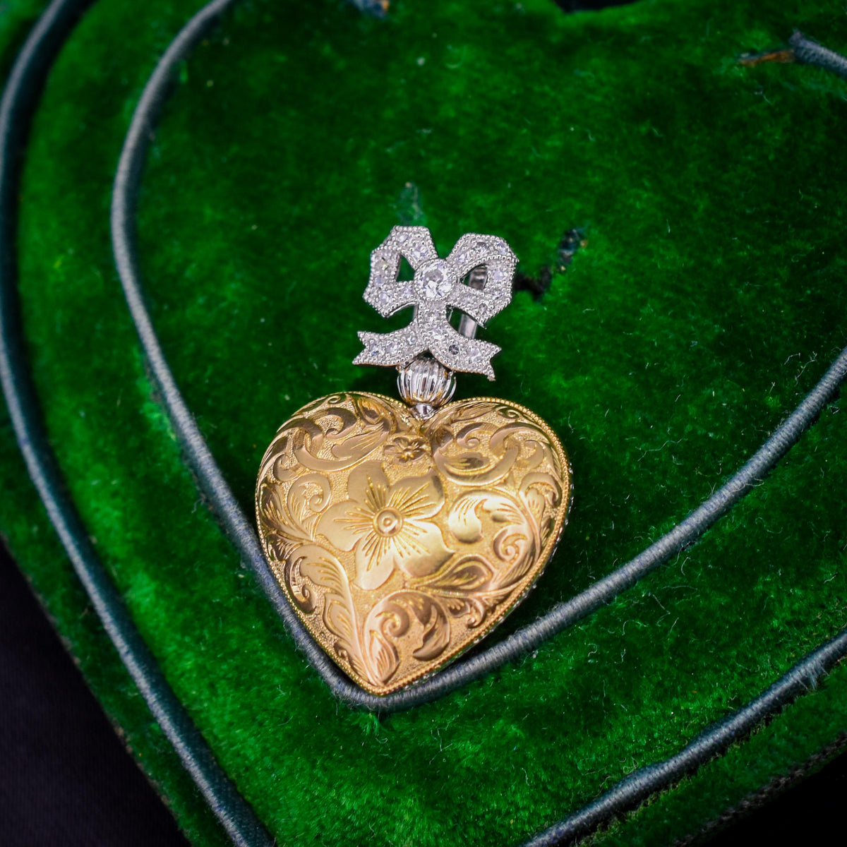 Emerald and Old Cut Diamond 1.04ct Heart Platinum and 18ct Gold Reversible Pendant