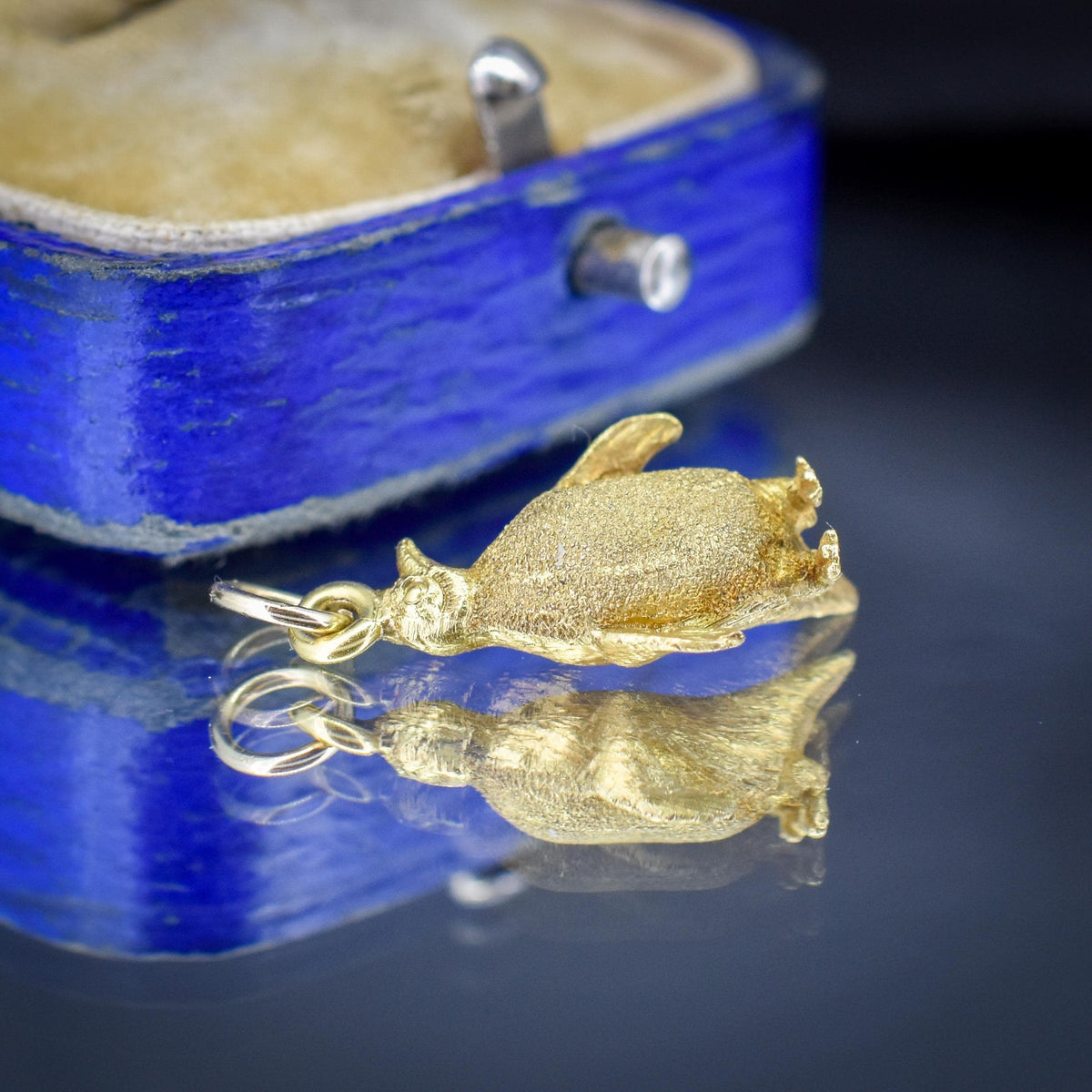 Vintage Solid 9ct Yellow Gold Penguin Charm | Dated 1974
