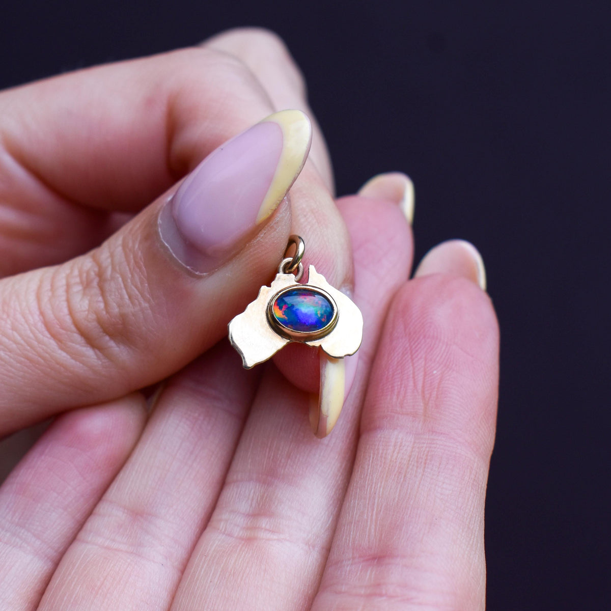 Antique Black Opal Triplet 9ct Gold Australia Travel Charm Pendant