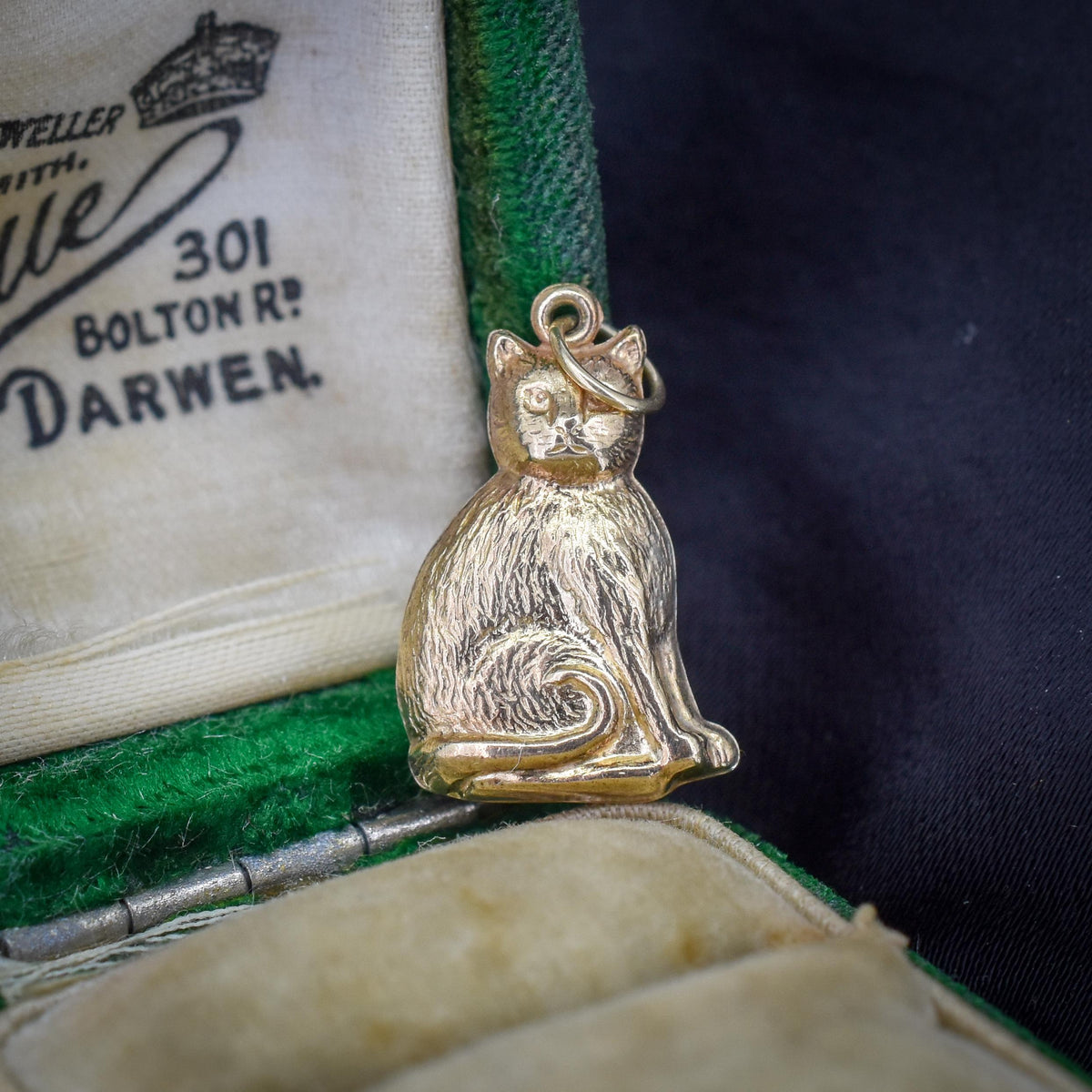 Vintage 9ct Gold Cat Feline Charm Pendant