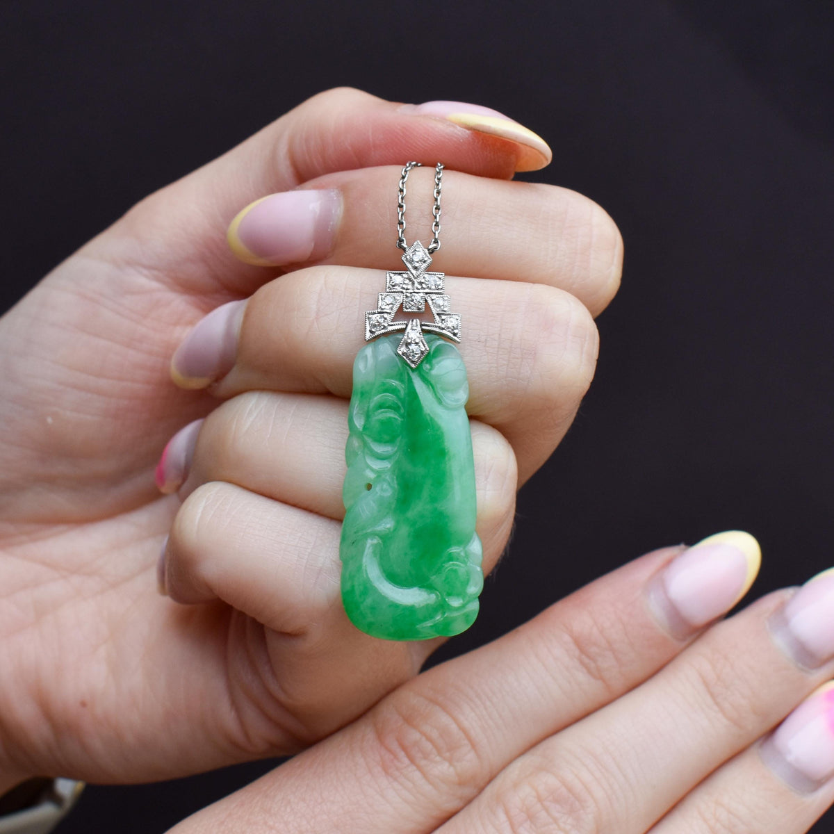 Art Deco Green Jade and Diamond Platinum Pendant Necklace | 15.75"