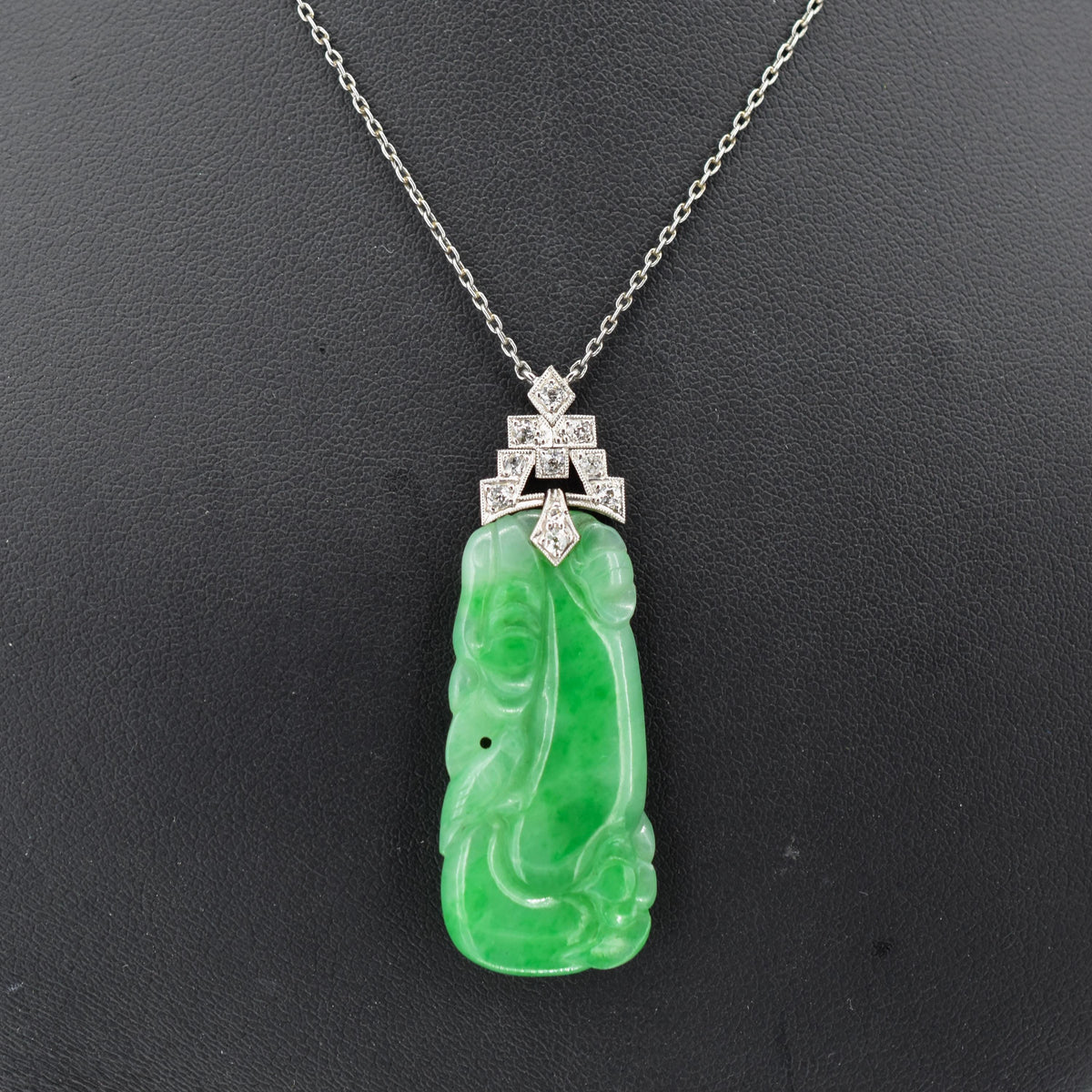 Art Deco Green Jade and Diamond Platinum Pendant Necklace | 15.75"